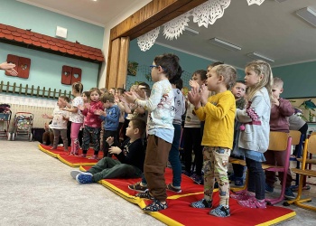 5727ce13-1bcb-4ba8-8376-90f4b29ec044.jpg.crdownload