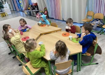 5b1dd30b-7e50-4b2c-91aa-4bcf24ccf022.jpg.crdownload